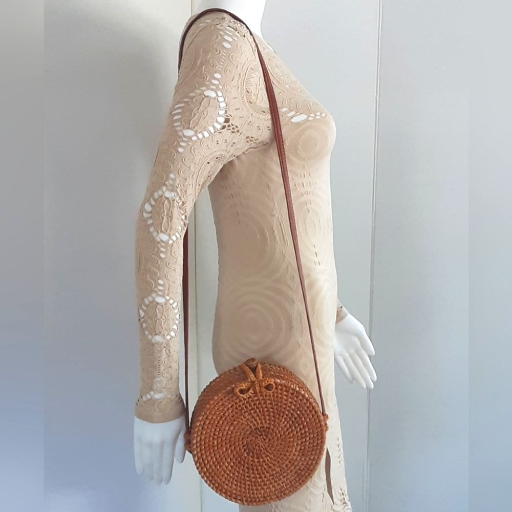 SAVANNAH Natural Fiber Rattan Round Woven Caramel Crossbody Bag NWT